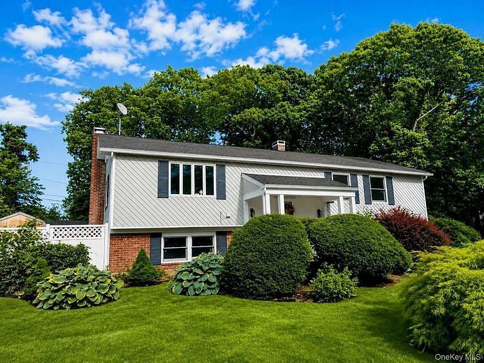 27 Wedgewood Drive