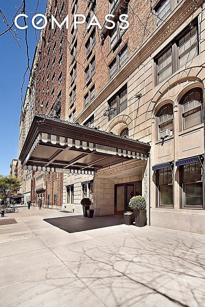 27 West 72nd Street #605/606