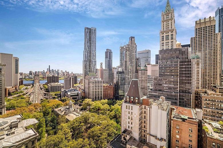 270 Broadway #25B