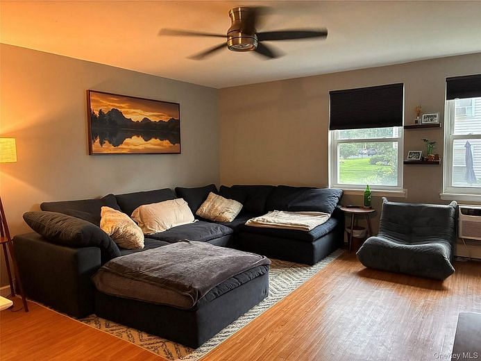 270 Lowndes Avenue #121G