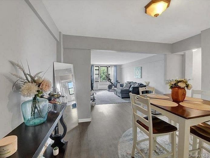 270 N Broadway #6H