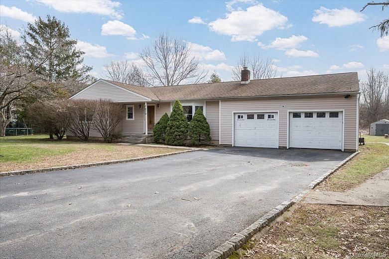 270 Old Commack Road