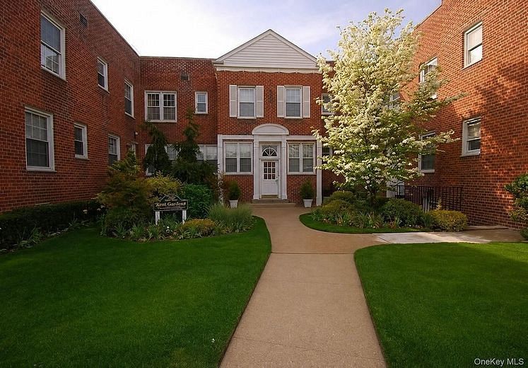 270 S Park #205