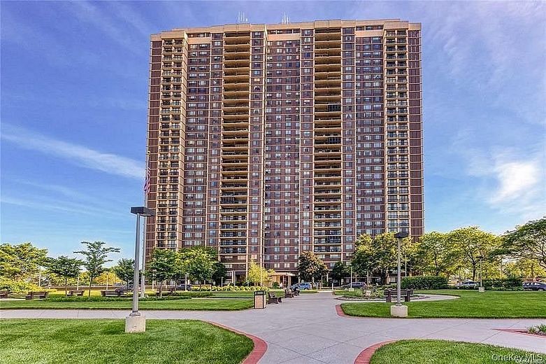 27010 Grand Central Parkway #32E