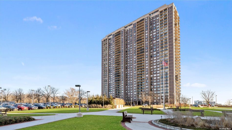 Image 1 of 35 for 27110 Grand Central Parkway #16W in Queens, Floral Park, NY, 11005