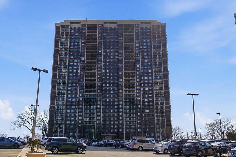 27110 Grand Central Parkway #26A