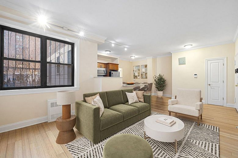 273 Bennett Avenue #3G