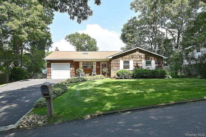 273 Deer Road