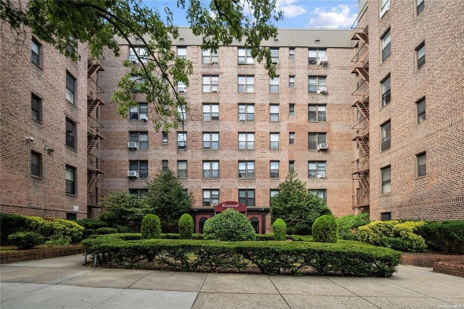 Image 1 of 23 for 83-15 98th Street #1J in Queens, Woodhaven, NY, 11421