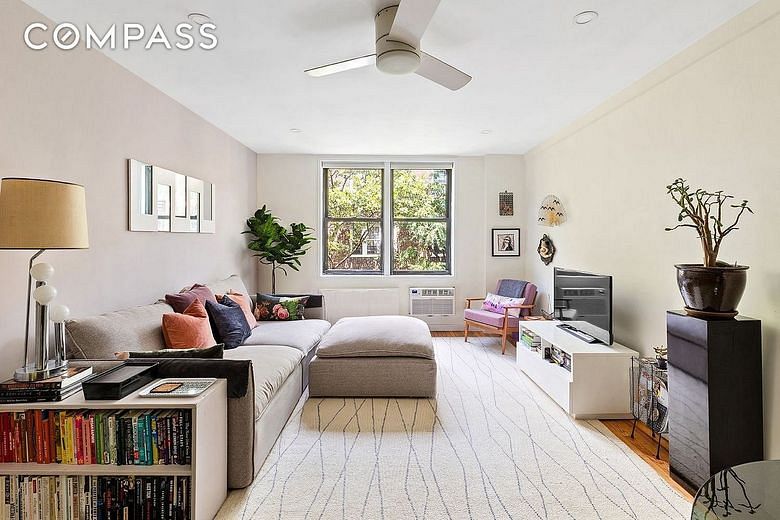 275 Webster Avenue #5I