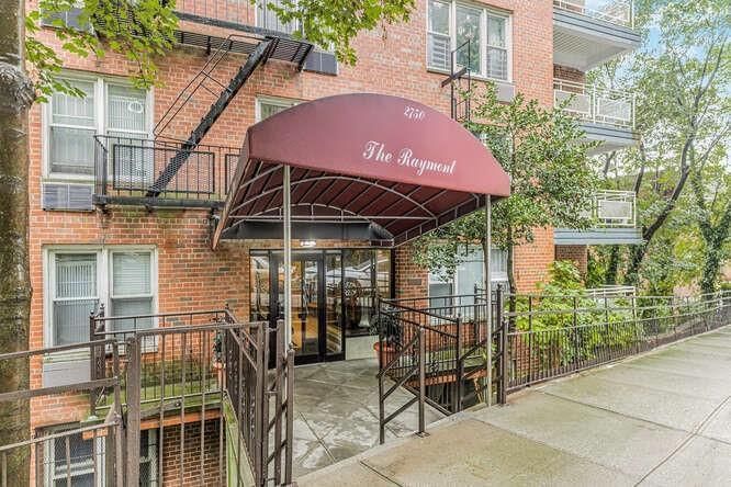 2750 Johnson Avenue #7L