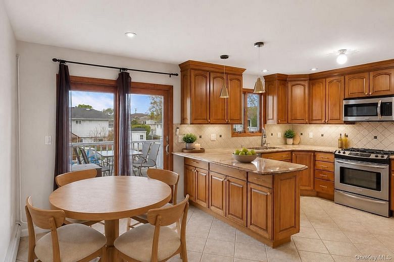 2756 Barbara Road
