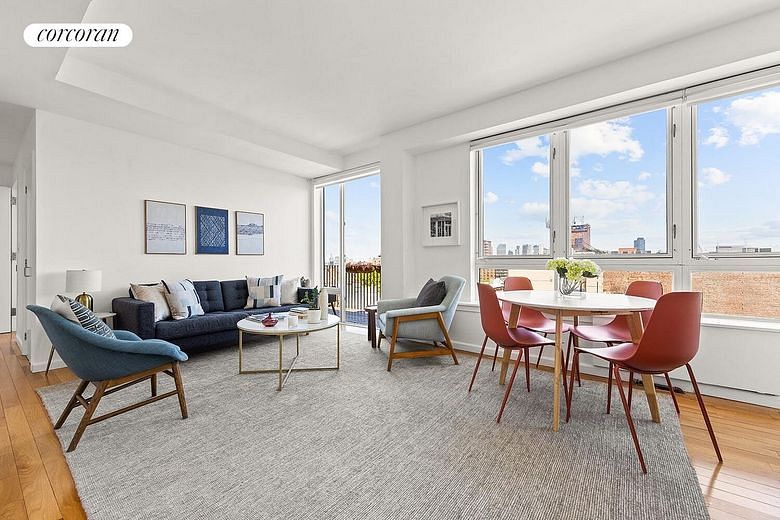 276 13th Street #7D
