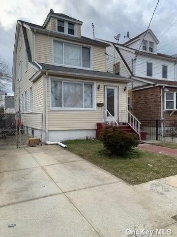 116-42 196 Street in Queens, St. Albans, NY 11412