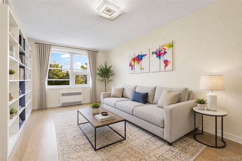 28-02 Parsons Boulevard #4E
