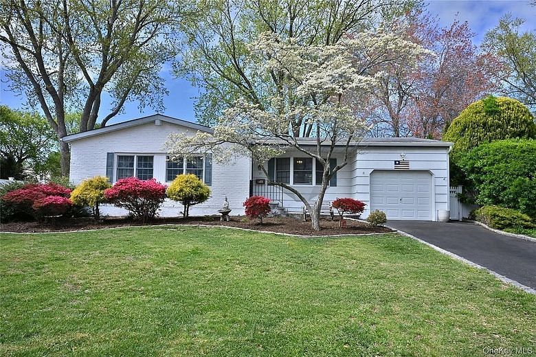 28 Dartmouth Drive
