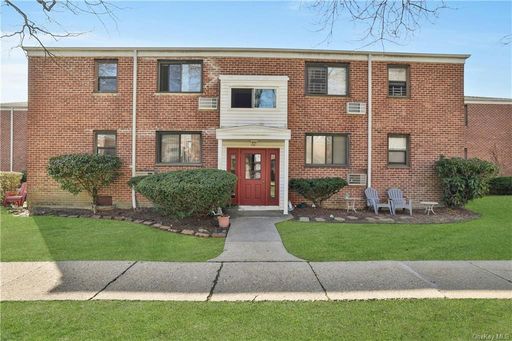 Image 1 of 18 for 28 Lawrence Drive #A in Westchester, White Plains, NY, 10603