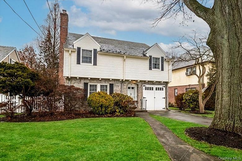 28 Saint Thomas Place