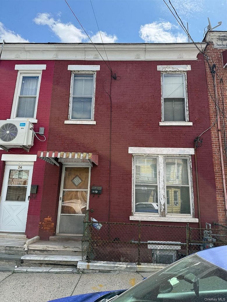 28 Saratoga Avenue