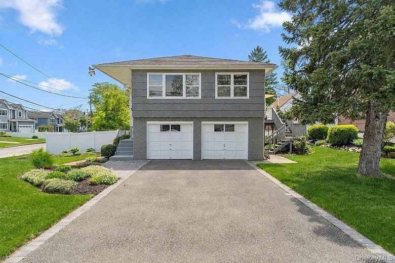 28 Satinwood Road