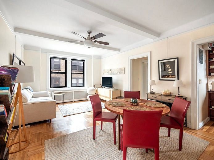 28 West 69th Street #8B