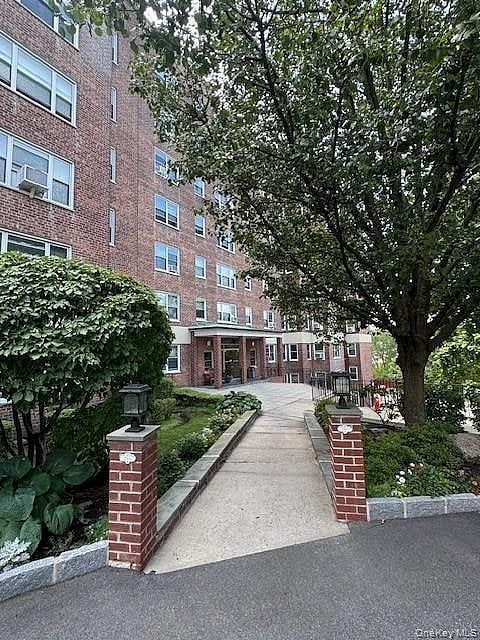 280 Collins Avenue #1A