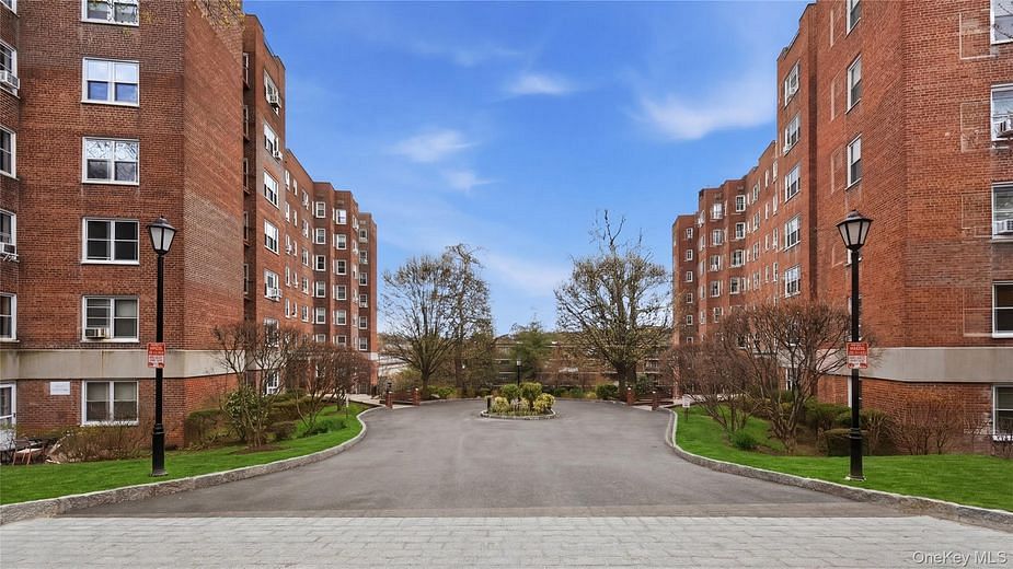 280 Collins Avenue #6I