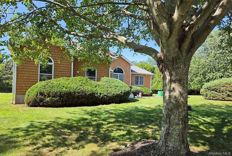 280 Marina Lane
