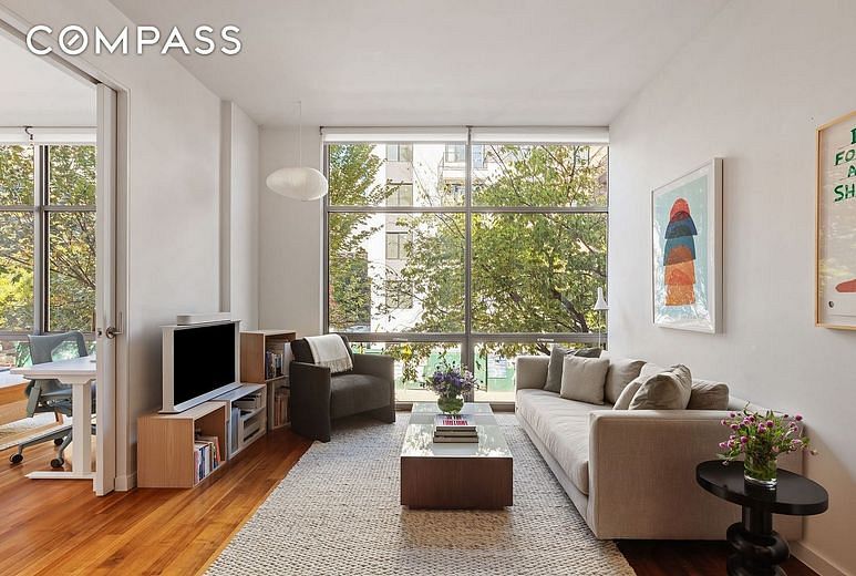 280 Metropolitan Avenue #2A