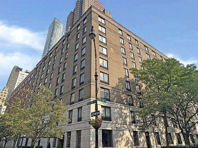 280 Rector Place #1G