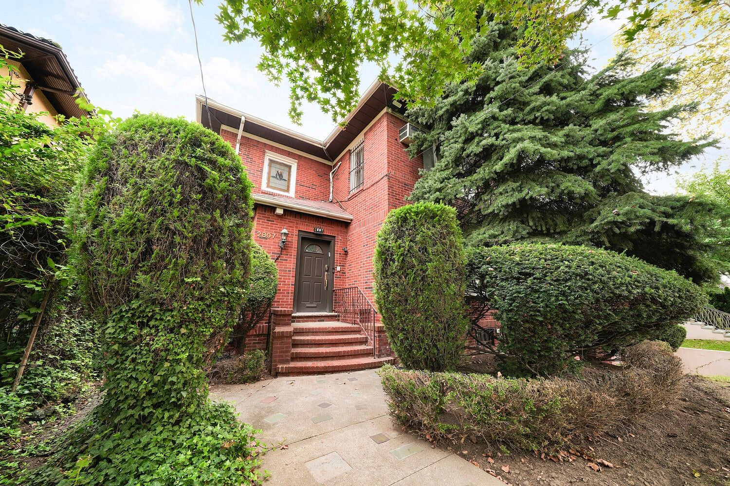 2807 Quentin Road