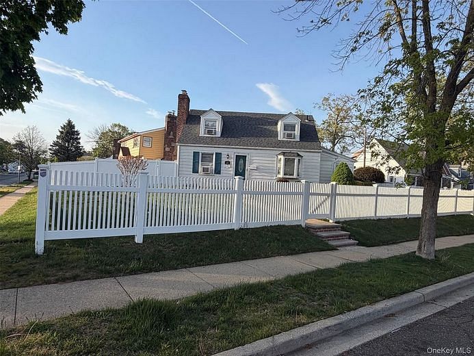 281 Anchor Way