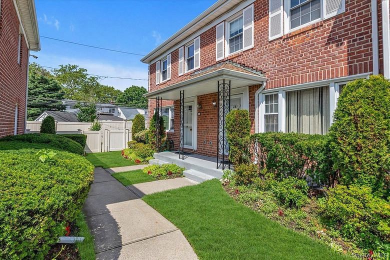 281 Wheeler Avenue #12