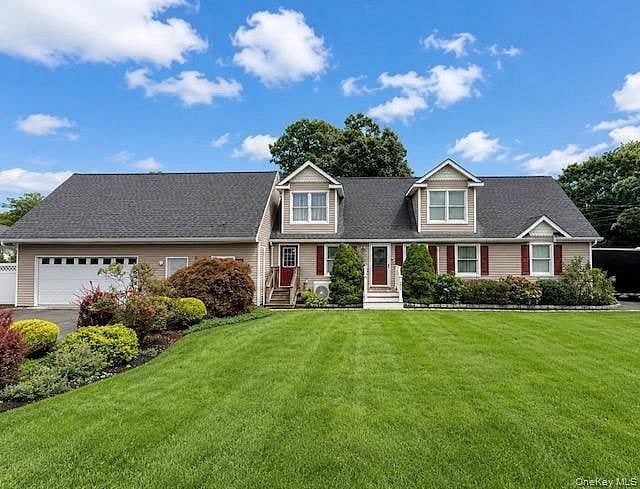 283 William Floyd Parkway