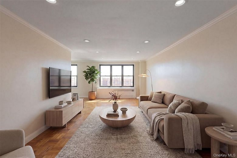 2835 Webb Avenue #9E