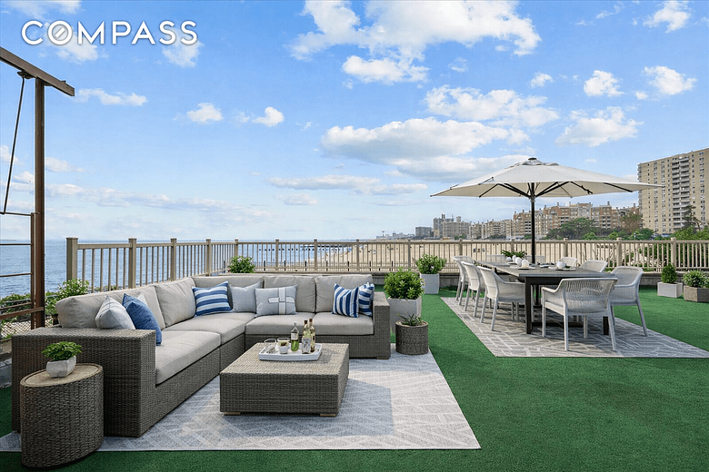 286 Corbin Place #1D