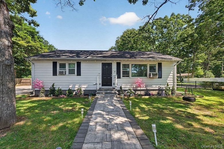 287 Whittier Drive