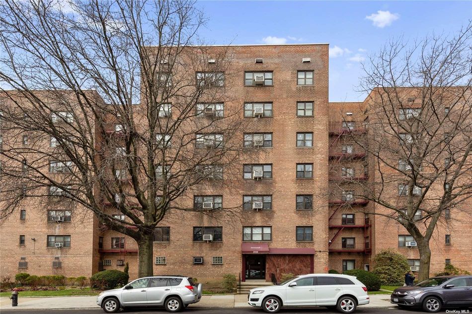 Image 1 of 14 for 29-30 138th Street #6H in Queens, Flushing, NY, 11354