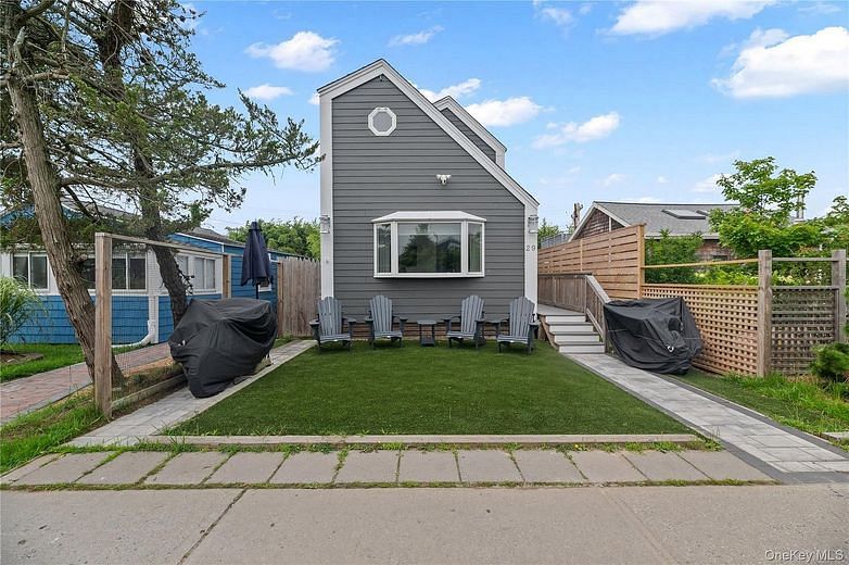 29 Bungalow Walk