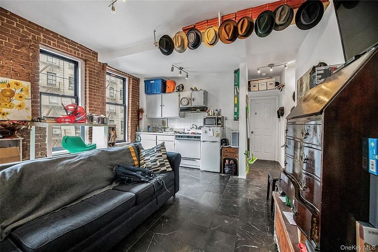 29 Convent Avenue #11