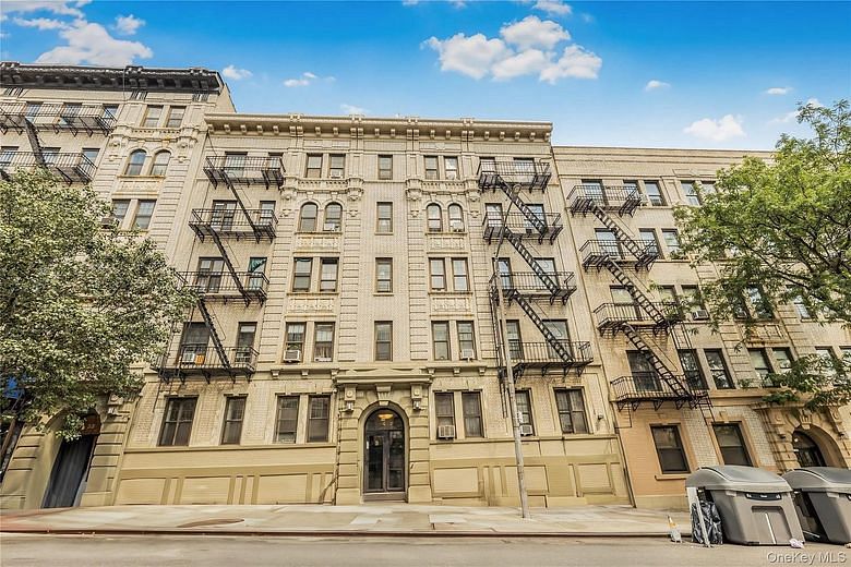 29 Convent Avenue #24