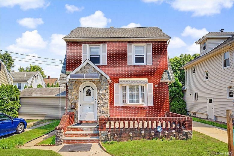 29 Holland Avenue