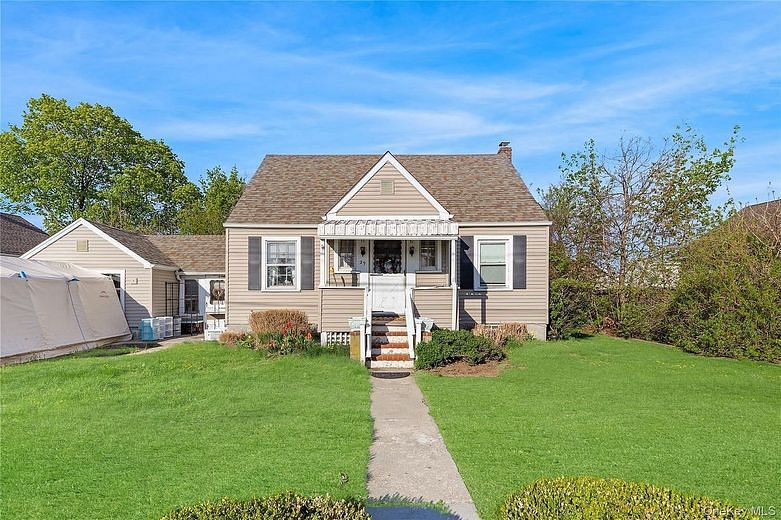 29 Lamport Avenue