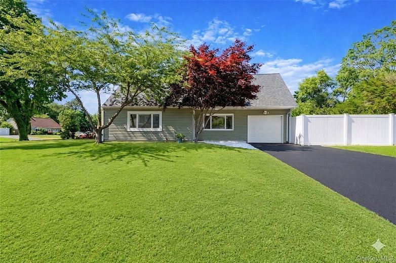 29 Pitchpine Place