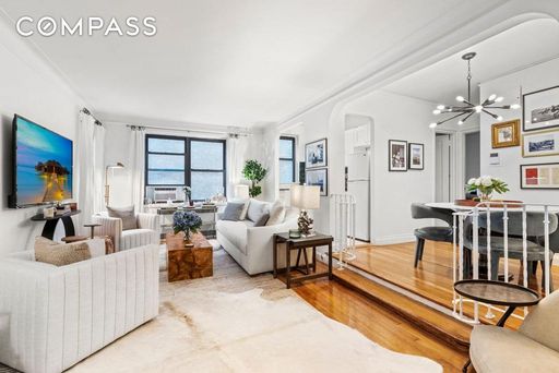 Image 1 of 7 for 29 West 65th Street #2H in Manhattan, New York, NY, 10023