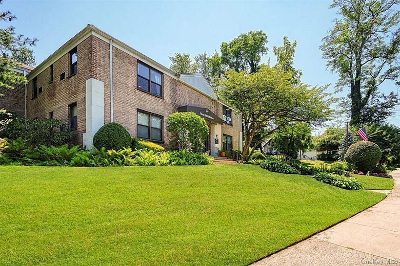 29 West Mill Drive #10A