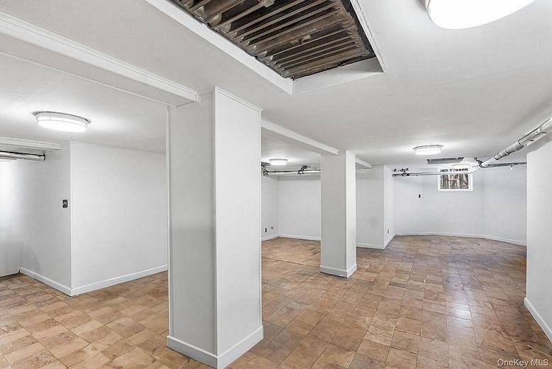 290 Park Hill Avenue