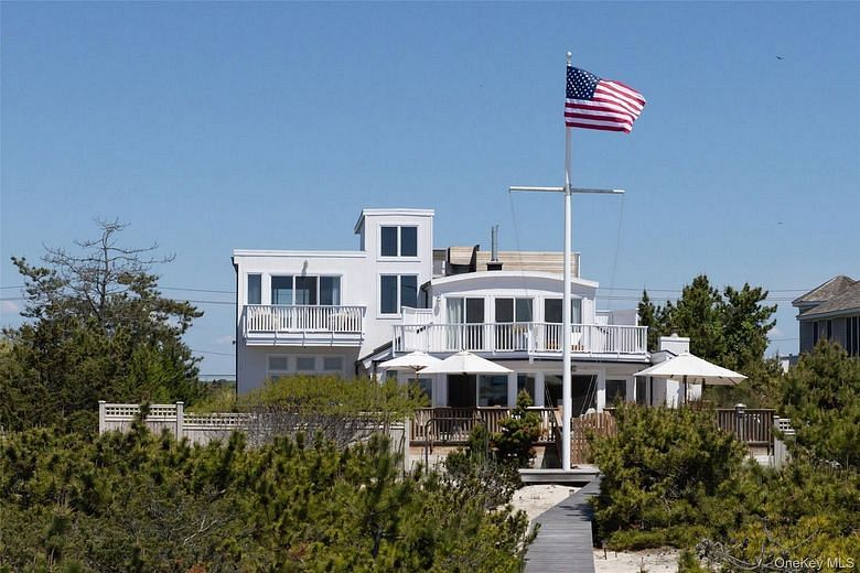 291 Dune Road
