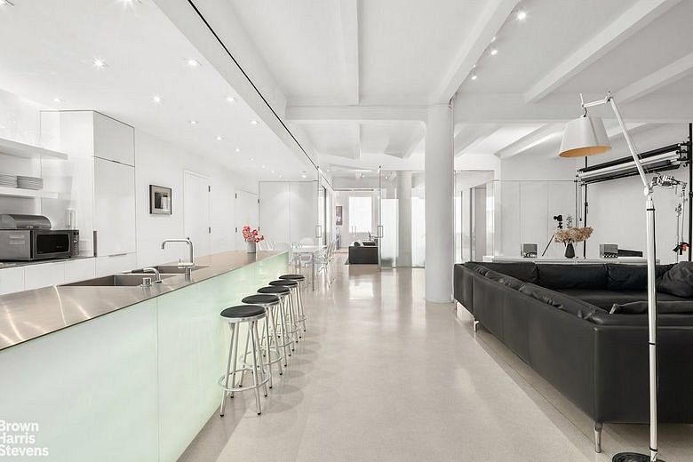 291 Seventh Avenue #4