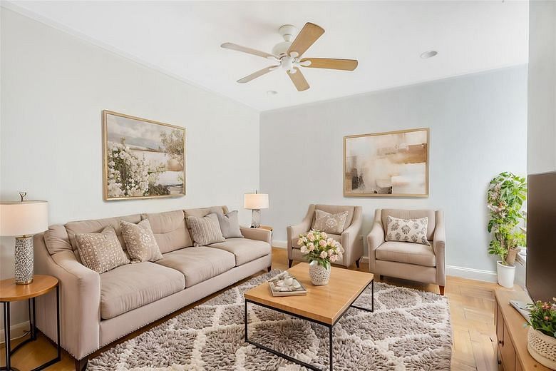 2913 Foster Avenue #6H